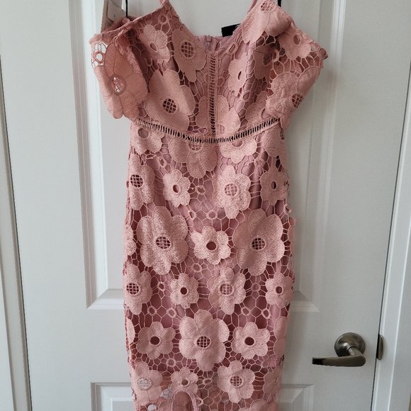 Misguided Floral Dress off shoulder - Picture 1 of 4